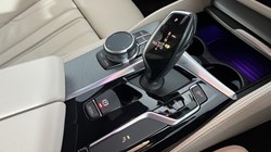 2020 (69) BMW 5 SERIES 520i M Sport 4dr Auto 5552600