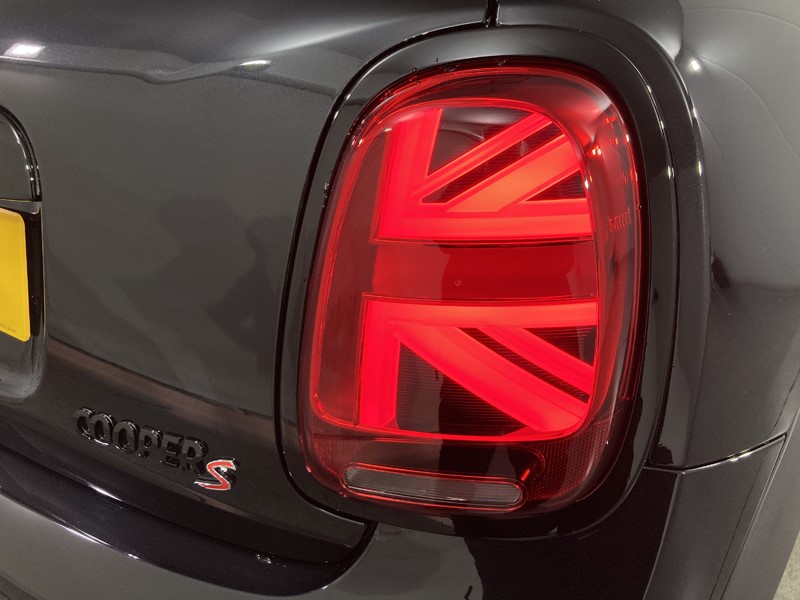 2023 (23) MINI HATCHBACK 2.0 Cooper S Sport Premium 3dr Auto 5549294