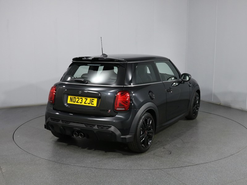 2023 (23) MINI HATCHBACK 2.0 Cooper S Sport Premium 3dr Auto 5549296