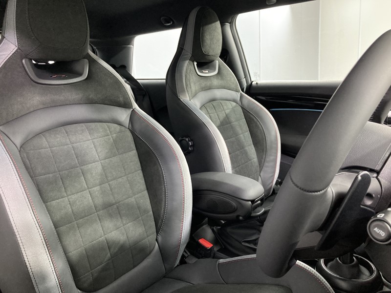 2023 (23) MINI HATCHBACK 2.0 Cooper S Sport Premium 3dr Auto 5549263