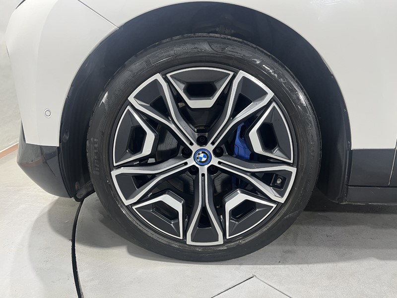 2022 (22) BMW iX 240kW xDrive40 M Sport 76.6kWh 5dr Auto 5534991