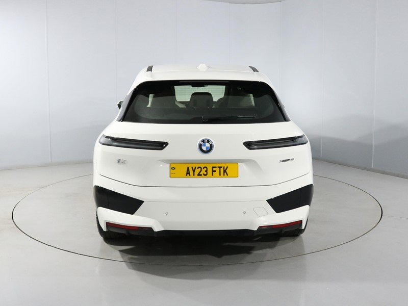 2023 (23) BMW iX 240kW xDrive40 M Sport 76.6kWh 5dr Auto 5539851