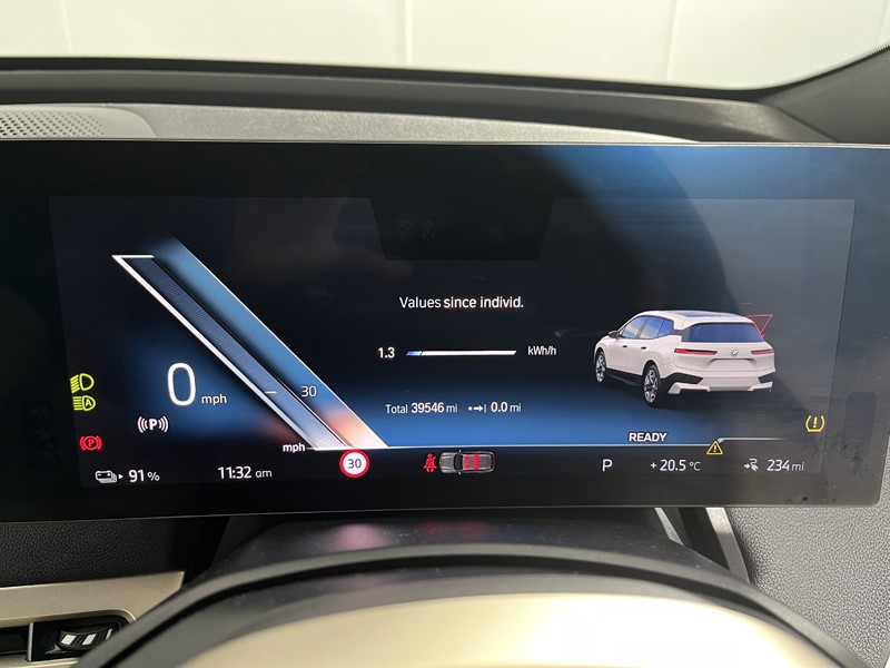 2023 (23) BMW iX 240kW xDrive40 M Sport 76.6kWh 5dr Auto 5539845