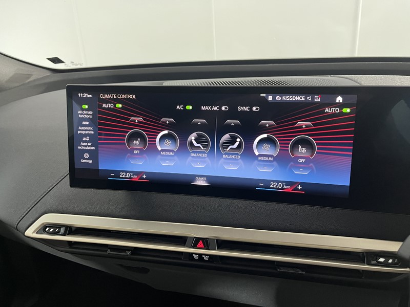 2023 (23) BMW iX 240kW xDrive40 M Sport 76.6kWh 5dr Auto 5539867
