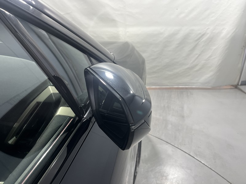 2023 (23) BMW iX 240kW xDrive40 M Sport 76.6kWh 5dr Auto 5540205