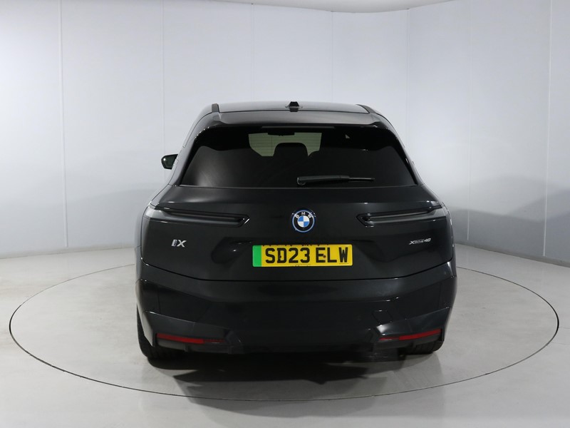2023 (23) BMW iX 240kW xDrive40 M Sport 76.6kWh 5dr Auto 5540175
