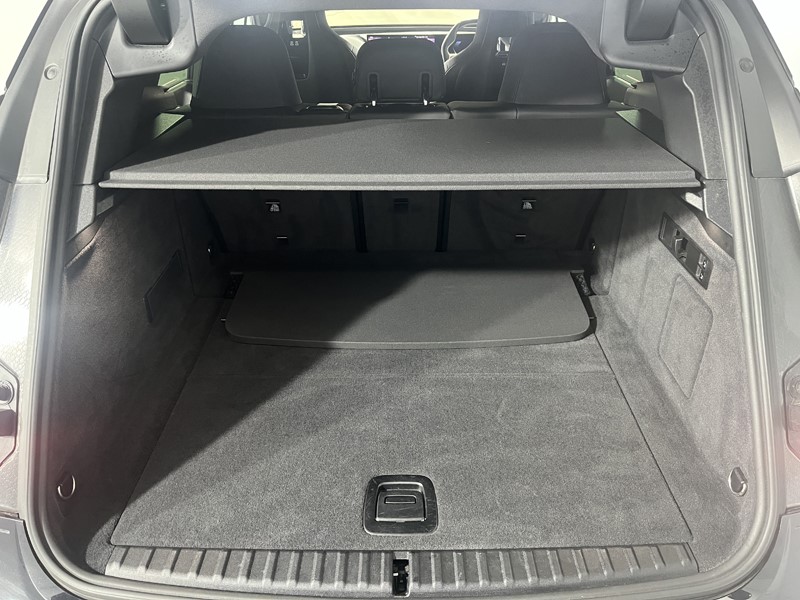 2023 (23) BMW iX 240kW xDrive40 M Sport 76.6kWh 5dr Auto 5540173