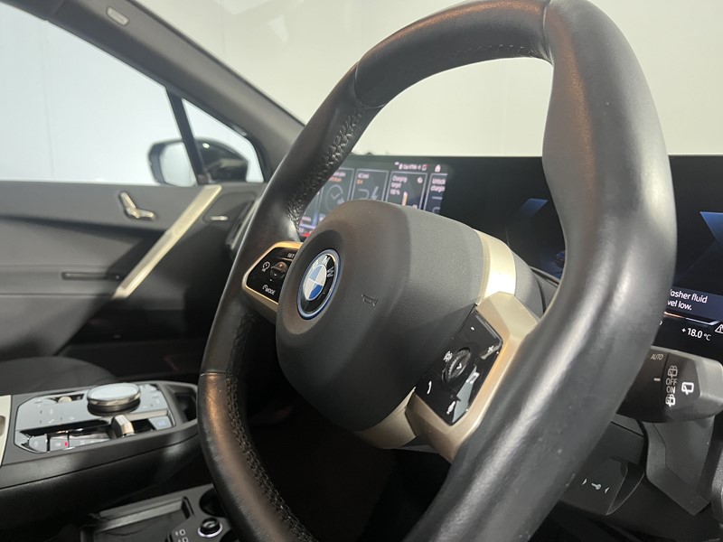 2023 (23) BMW iX 240kW xDrive40 M Sport 76.6kWh 5dr Auto 5540183