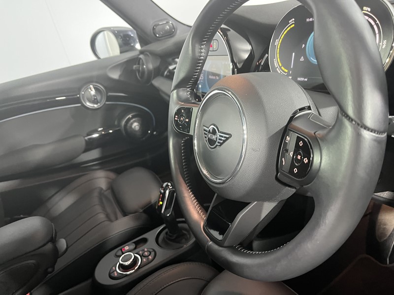 2023 (23) MINI HATCHBACK 135kW Cooper S Level 3 33kWh 3dr Auto 5549071