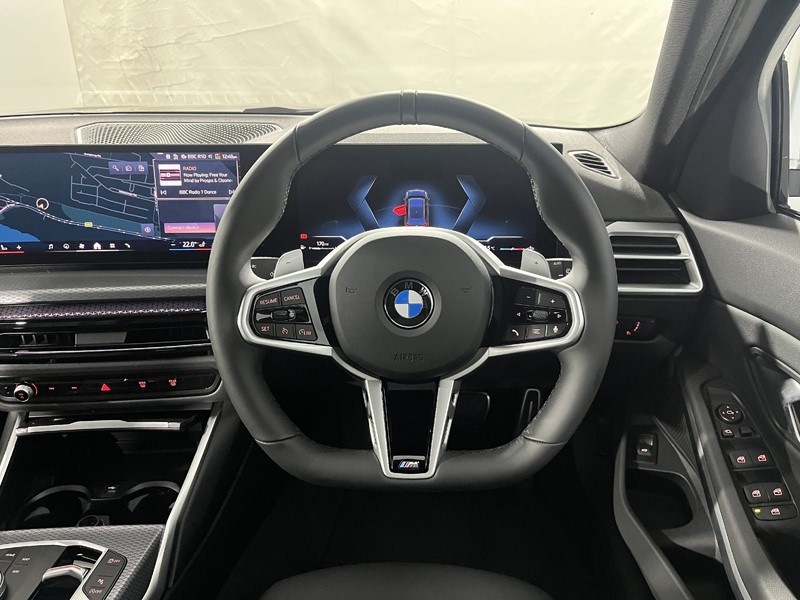 2026 (26) BMW 3 SERIES 320i M Sport 5dr Step Auto 5853485