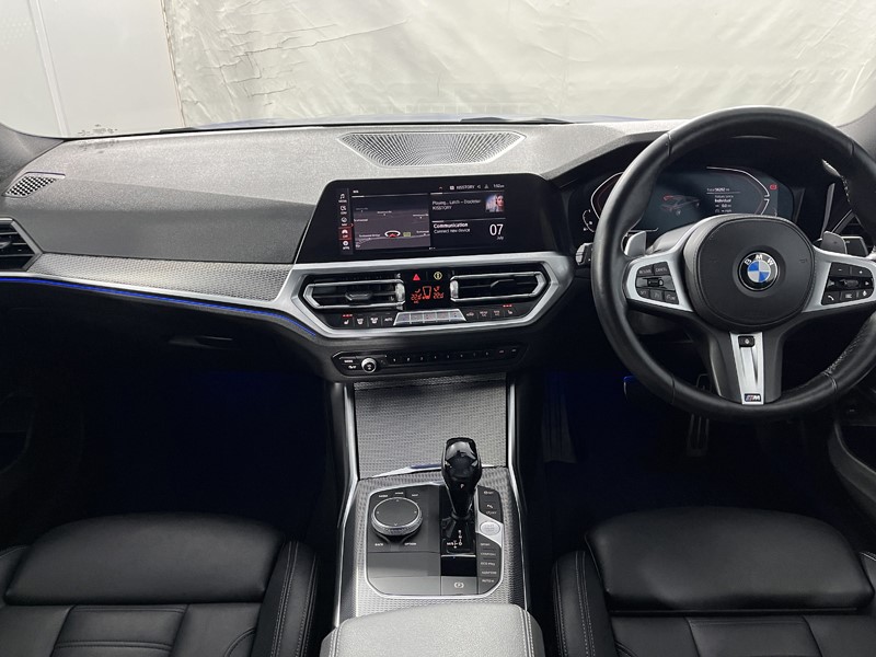 2021 (21) BMW 3 SERIES 320i xDrive M Sport 4dr Step Auto 5706192