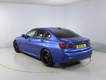 2021 (21) BMW 3 SERIES 320i xDrive M Sport 4dr Step Auto