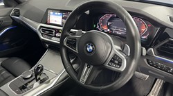 2021 (21) BMW 3 SERIES 320i xDrive M Sport 4dr Step Auto 5588533