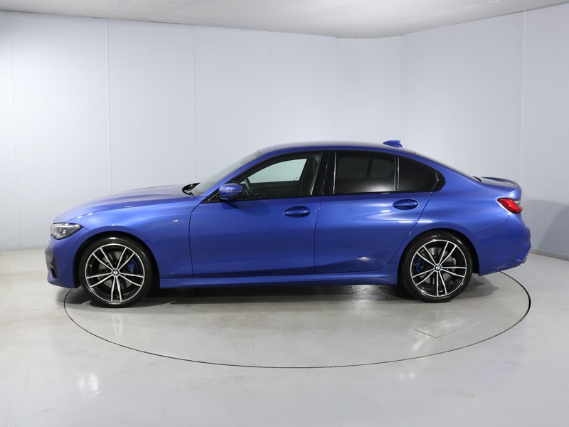 2021 (21) BMW 3 SERIES 320i xDrive M Sport 4dr Step Auto 5588577