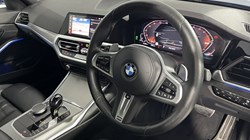 2021 (21) BMW 3 SERIES 320i xDrive M Sport 4dr Step Auto 5706194