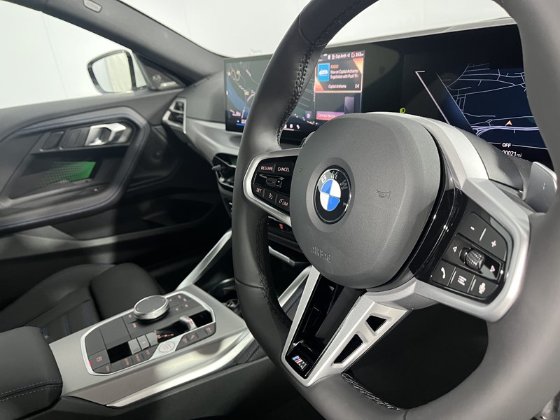 2026 (26) BMW 2 SERIES 220i M Sport 2dr Step Auto 5852841