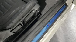 2026 (26) BMW 2 SERIES 220i M Sport 2dr Step Auto 5852837