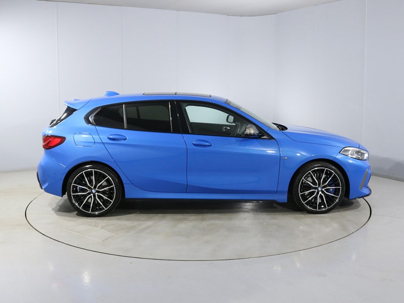 2024 (24) BMW 1 SERIES M135i xDrive 5dr Step Auto 5556129