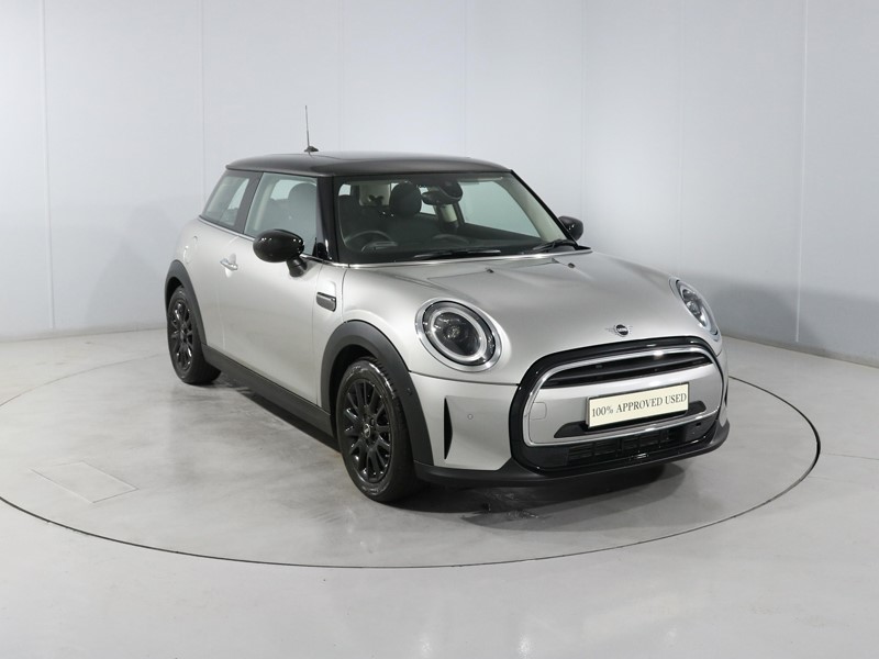 2023 (23) MINI HATCHBACK 1.5 Cooper Classic 3dr Auto