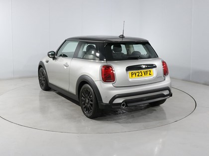 2023 (23) MINI HATCHBACK 1.5 Cooper Classic 3dr Auto