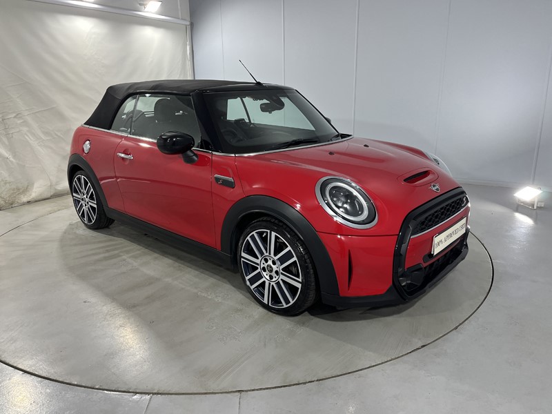 2022 (72) MINI CONVERTIBLE 2.0 Cooper S Exclusive 2dr Auto 5577959