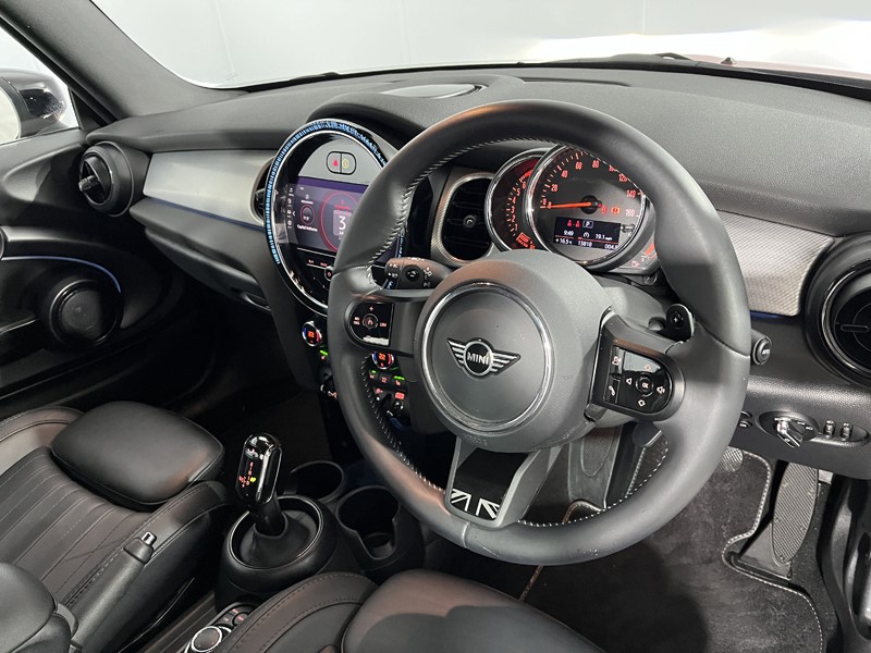 2022 (72) MINI CONVERTIBLE 2.0 Cooper S Exclusive 2dr Auto 5577930