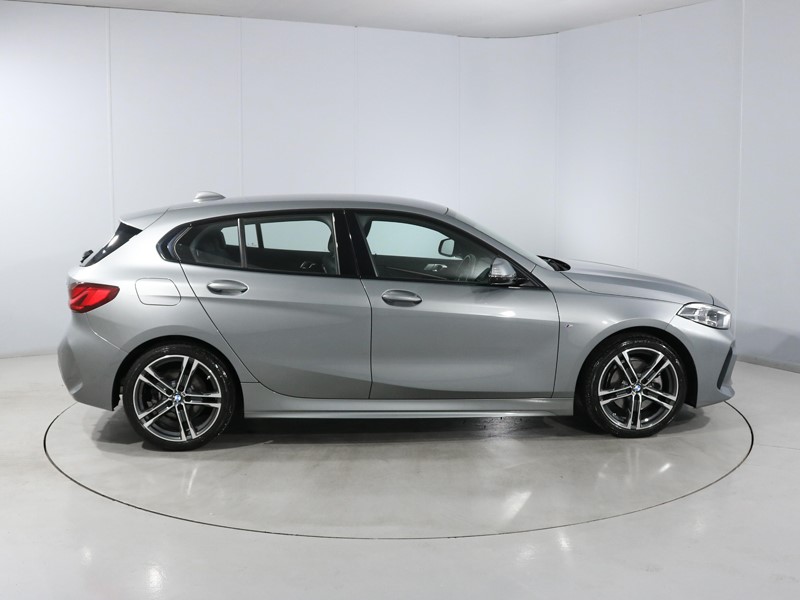 2022 (72) BMW 1 SERIES 118i [136] M Sport 5dr Step Auto [LCP] 5560805