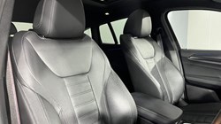 2021 (71) BMW X4 xDrive30d MHT M Sport 5dr Auto 5710068