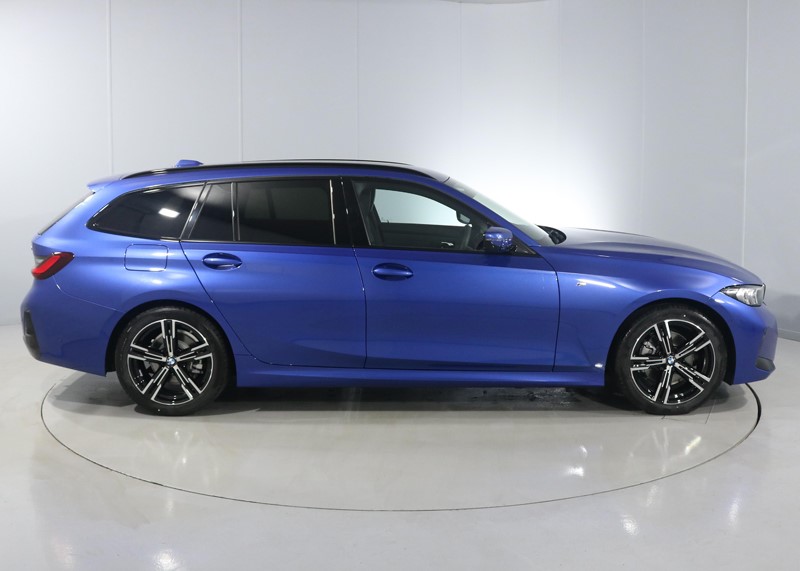 2024 (74) BMW 3 SERIES 320i M Sport 5dr Step Auto 5605771