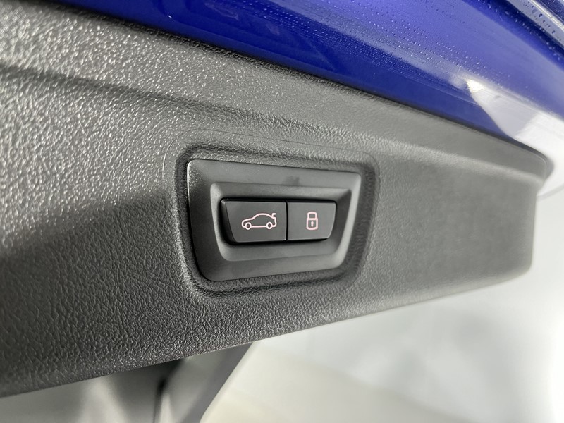 2024 (74) BMW 3 SERIES 320i M Sport 5dr Step Auto 5605814