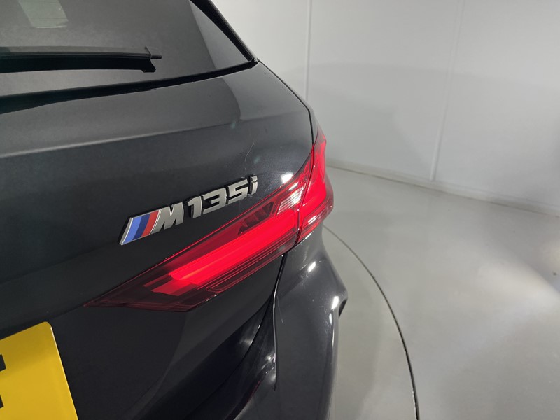 2023 (73) BMW 1 SERIES M135i xDrive 5dr Step Auto 5588672