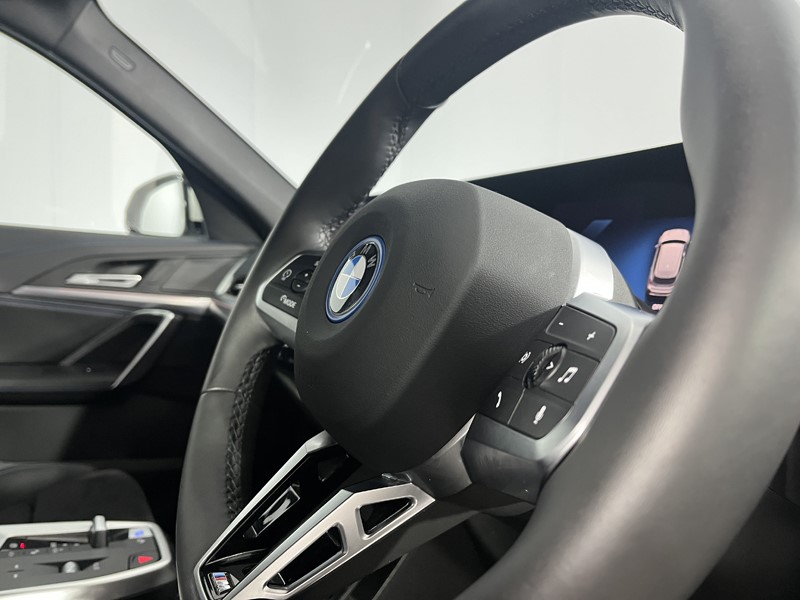2024 (24) BMW iX1 150kW eDrive20 M Sport 65kWh 5dr Auto 5571657