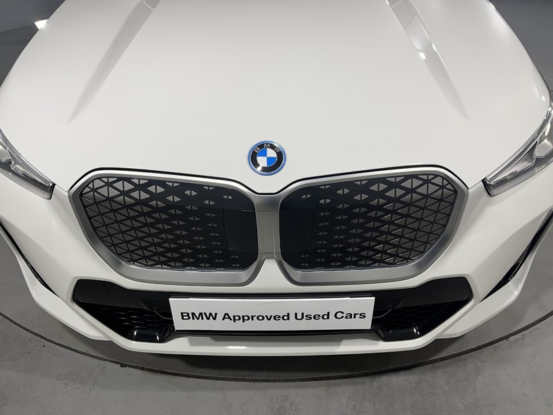 2024 (24) BMW iX1 150kW eDrive20 M Sport 65kWh 5dr Auto 5571676