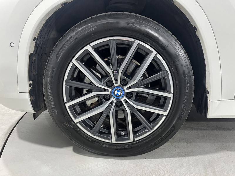 2024 (24) BMW iX1 150kW eDrive20 M Sport 65kWh 5dr Auto 5571650