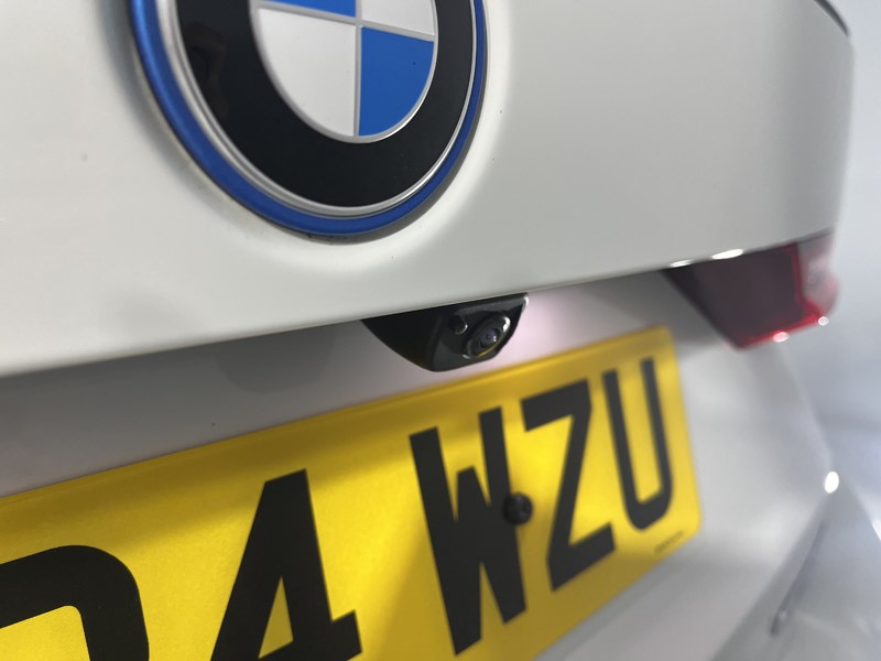 2024 (24) BMW iX1 150kW eDrive20 M Sport 65kWh 5dr Auto 5571681