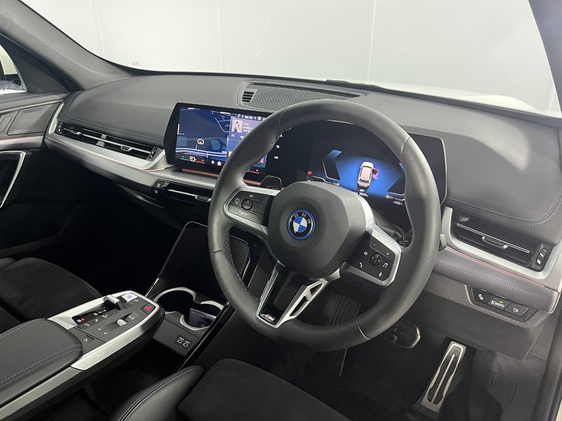 2024 (24) BMW iX1 150kW eDrive20 M Sport 65kWh 5dr Auto 5571642