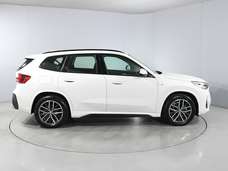 2024 (24) BMW iX1 150kW eDrive20 M Sport 65kWh 5dr Auto 5571639