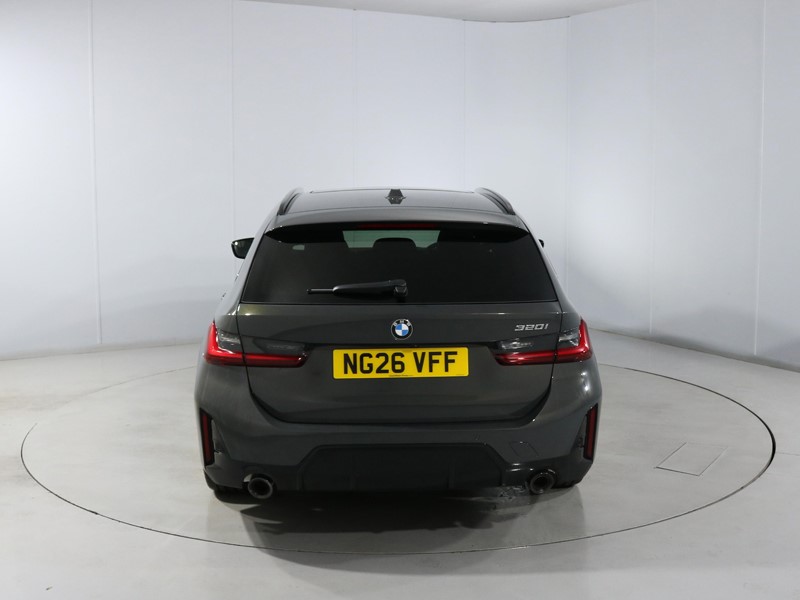 2026 (26) BMW 3 SERIES 320i M Sport 5dr Step Auto 5852726