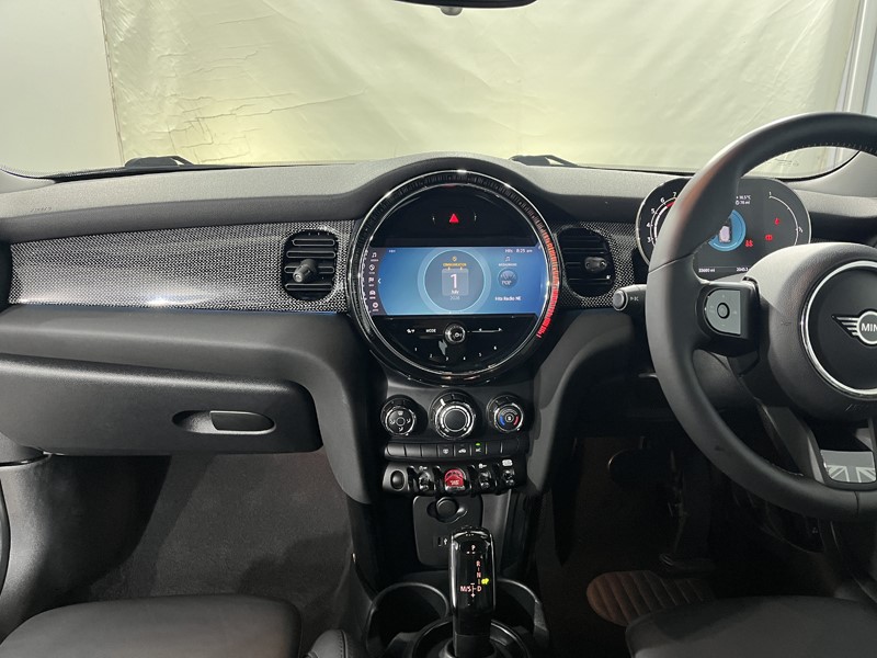 2021 (71) MINI HATCHBACK 1.5 Cooper Exclusive 3dr Auto 5567338