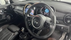 2021 (71) MINI HATCHBACK 1.5 Cooper Exclusive 3dr Auto 5567340