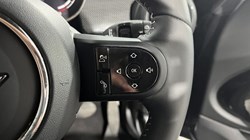 2021 (71) MINI HATCHBACK 1.5 Cooper Exclusive 3dr Auto 5567358