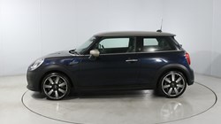 2021 (71) MINI HATCHBACK 1.5 Cooper Exclusive 3dr Auto 5567374