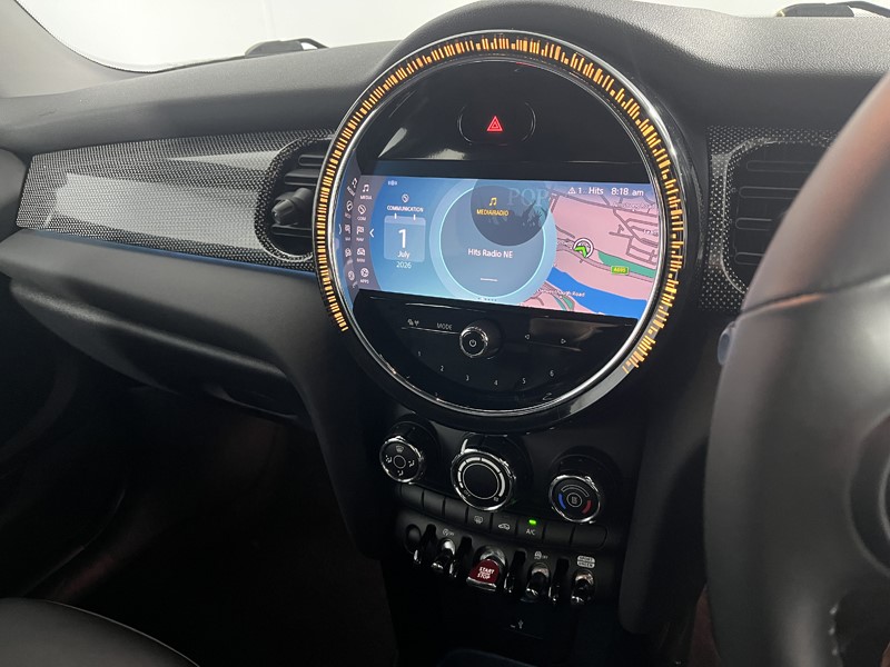 2021 (71) MINI HATCHBACK 1.5 Cooper Exclusive 3dr Auto 5567342