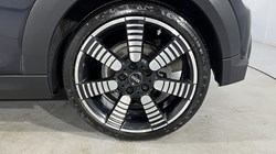2021 (71) MINI HATCHBACK 1.5 Cooper Exclusive 3dr Auto 5567348