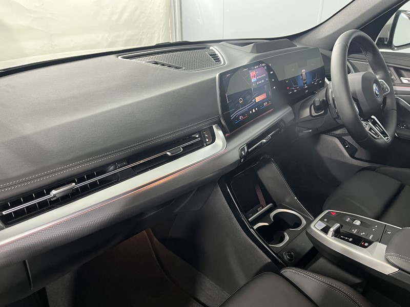 2025 (75) BMW iX1 150kW eDrive20 M Sport 65kWh 5dr Auto 5571741