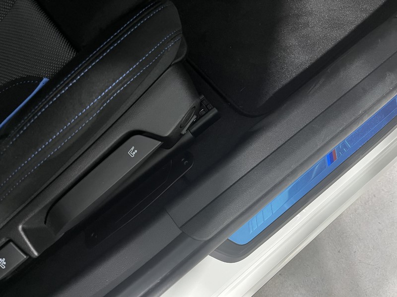 2026 (26) BMW 3 SERIES 320i M Sport 4dr Step Auto 5852393