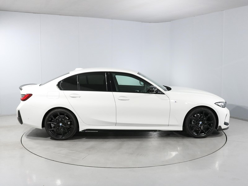 2026 (26) BMW 3 SERIES 320i M Sport 4dr Step Auto 5852377