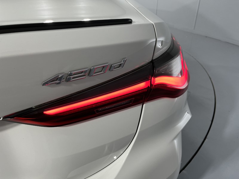 2021 (21) BMW 4 SERIES 420d xDrive MHT M Sport 2dr Step Auto 5584911