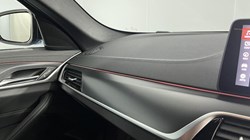 2021 (21) BMW 5 SERIES 520d MHT M Sport 5dr Step Auto 5605694