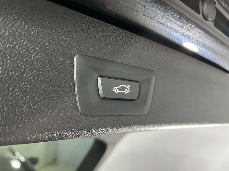 2021 (21) BMW 5 SERIES 520d MHT M Sport 5dr Step Auto 5605714